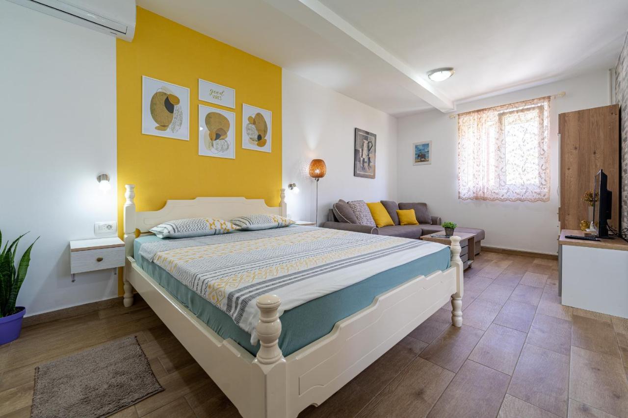 Apartments Gruda 센틴제 외부 사진