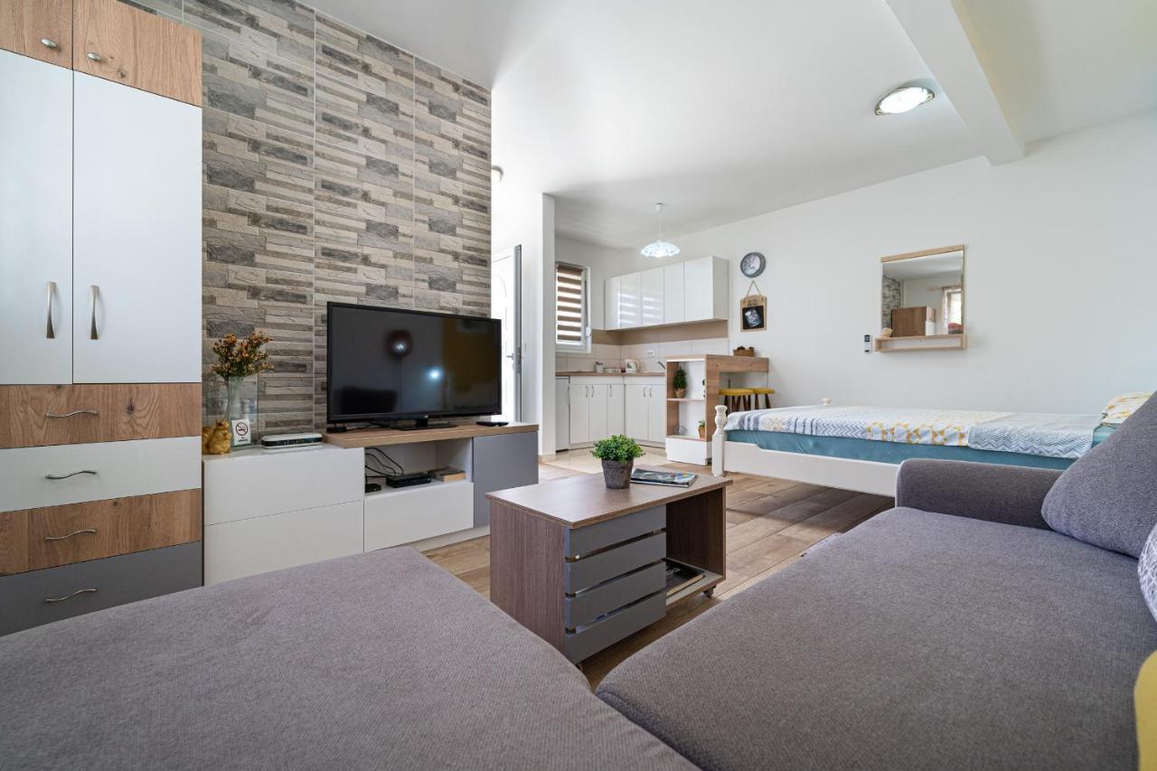 Apartments Gruda 센틴제 외부 사진